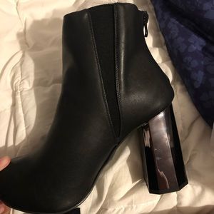 torrid Shoes - Torrid Black Geometric Heel Bootie torrid Shoes - Torrid Black Geometric Heel Bootie